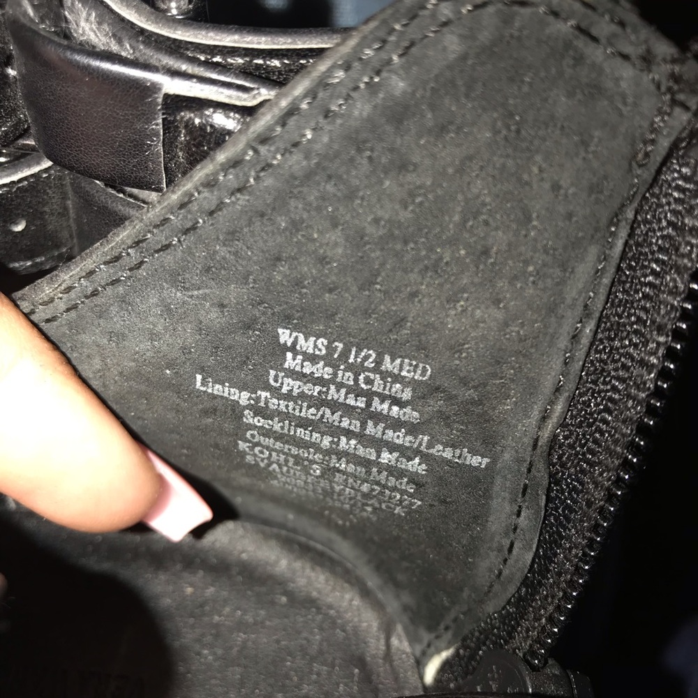 Simply Vera Wang Black Booties